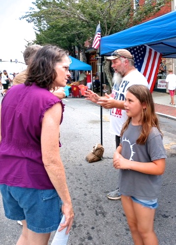 Young volunteer, Heidi Wiener